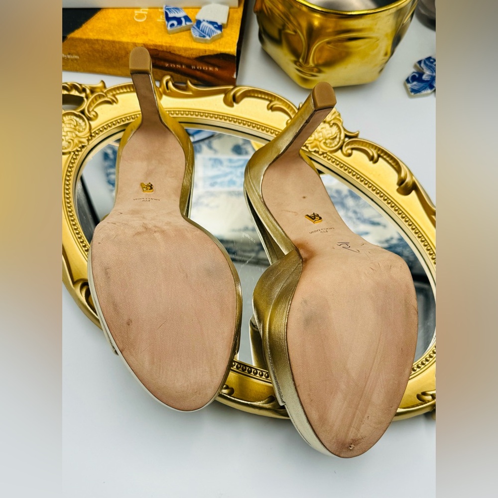 🆕 VERONICA BEARD 🧿 NWOB Dali Platform Mule - Light Gold - Size 6 - Picture 11 of 16